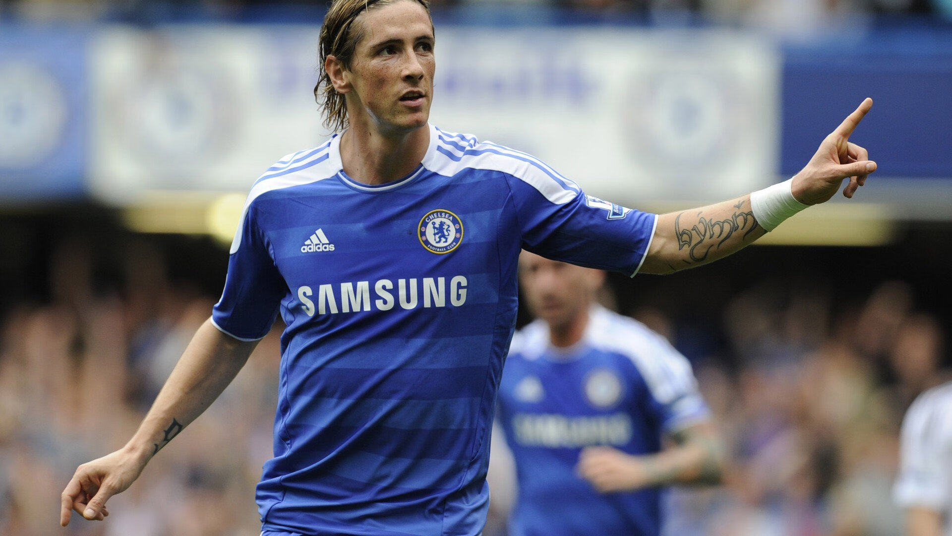 《堡垒之夜》未来光影创意大赛,玩家作品精彩纷呈!