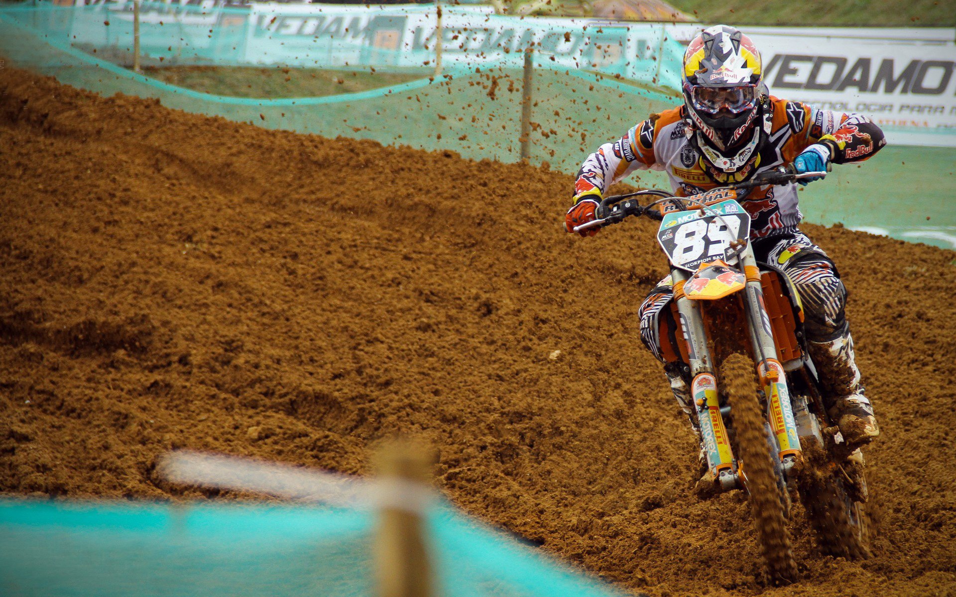 B队主帅赛后为胜利归功于防守纪律,b队进攻,b队6号